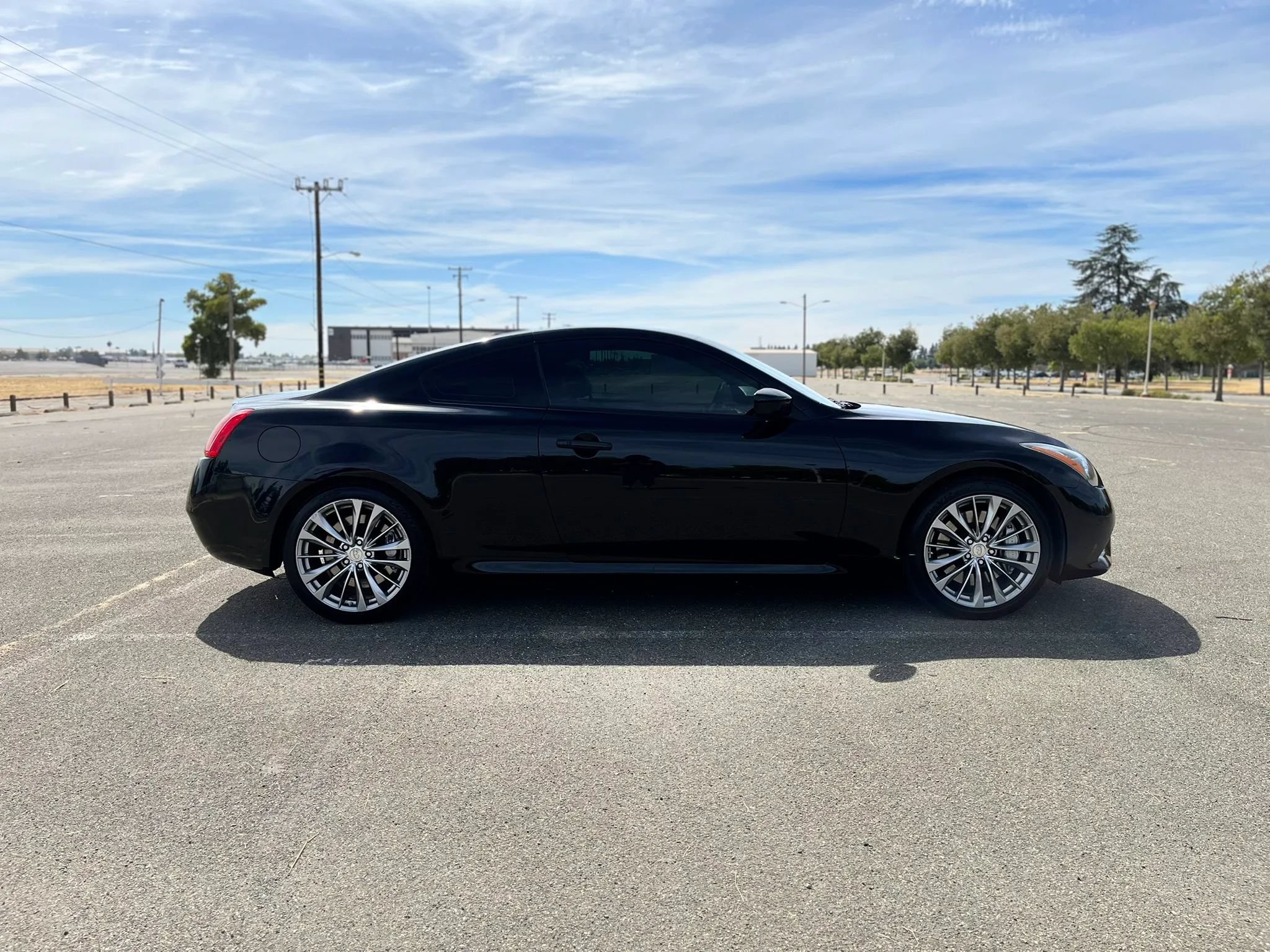 Used 2014 INFINITI Q60 Journey w/ Premium Package RWD image 4