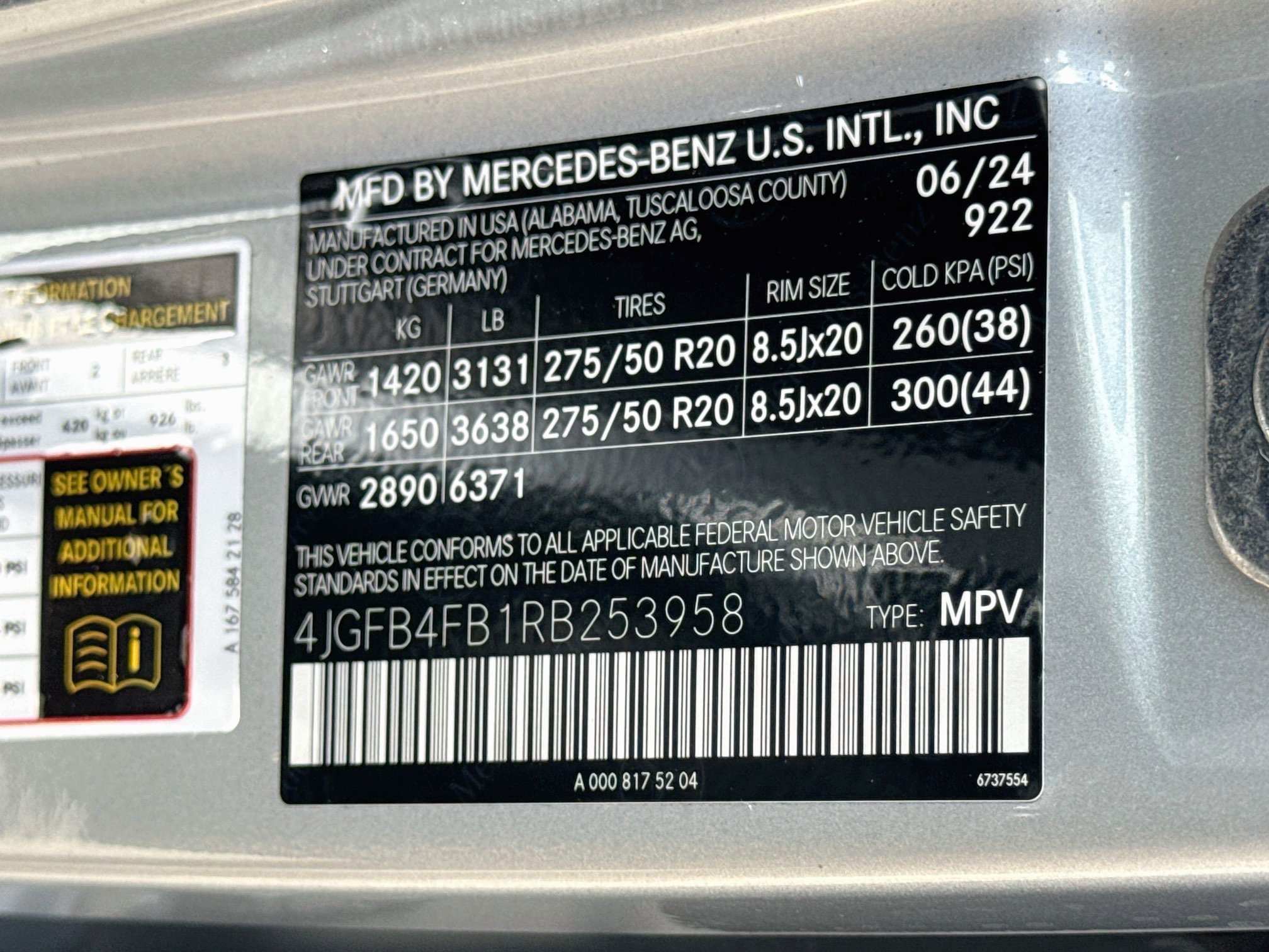 Used 2024 Mercedes-Benz GLE 350 4MATIC w/ Winter Package image 44