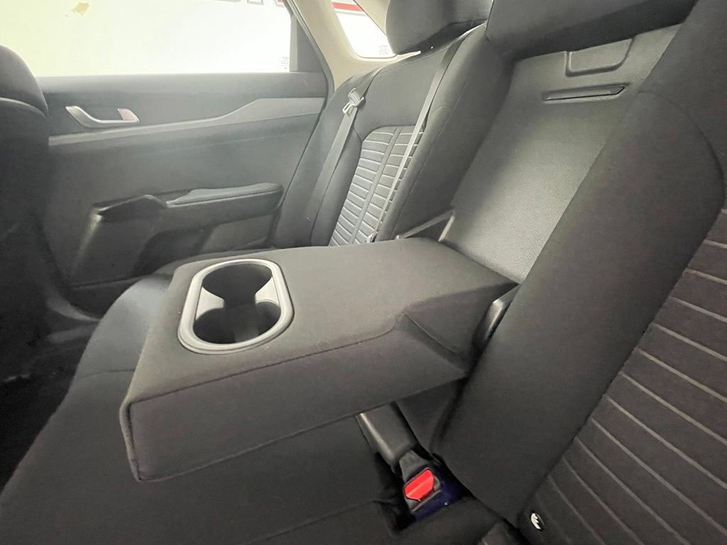 Used 2025 Kia K5 LXS FWD image 11