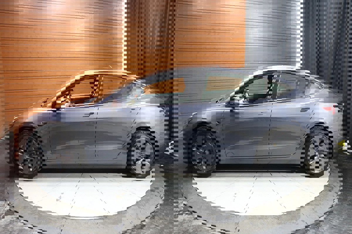 Used 2023 Tesla Model 3 Long Range image 9