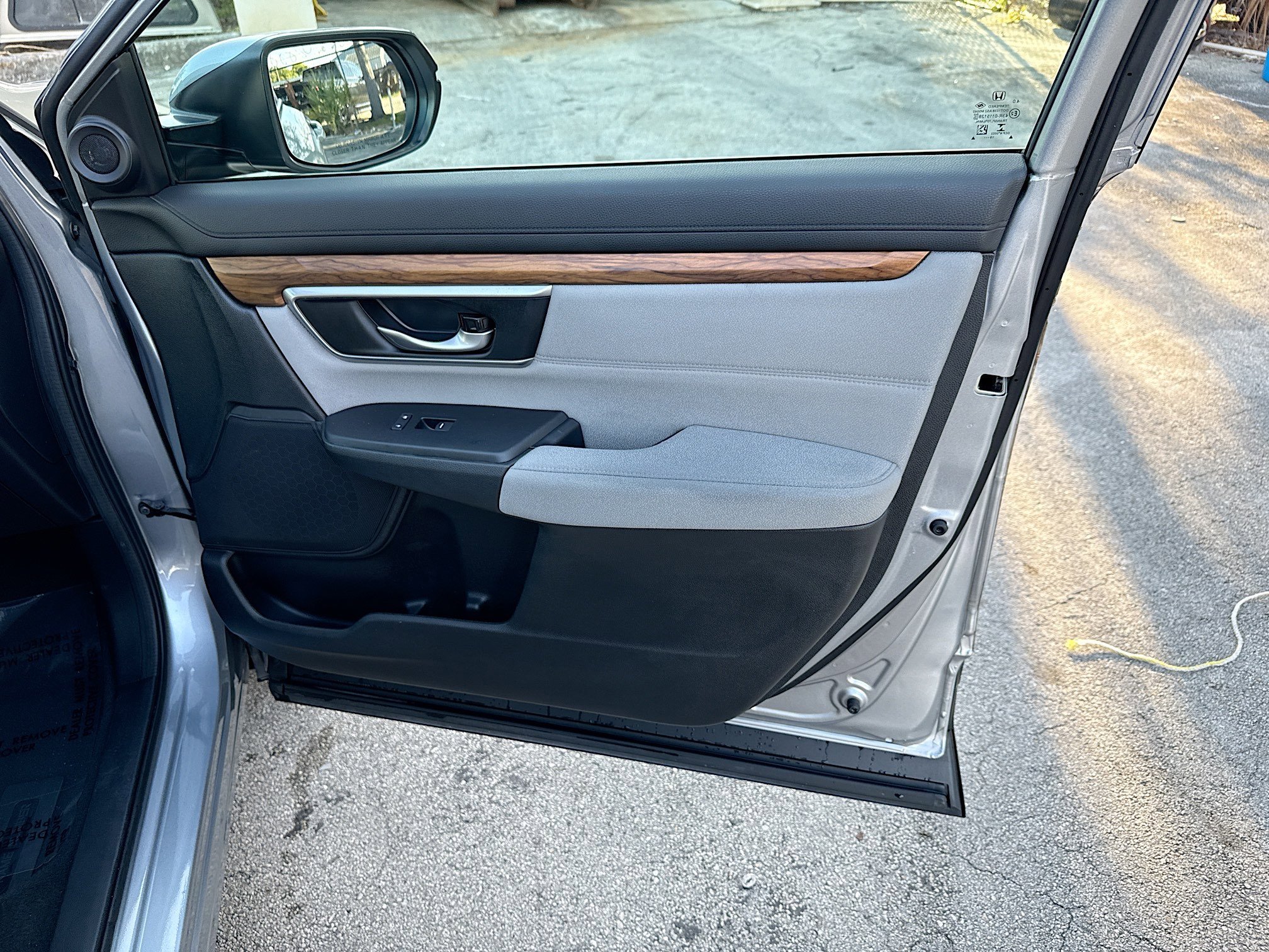 Used 2019 Honda CR-V EX image 33