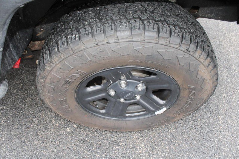 Used 2015 Jeep Wrangler Sport image 6