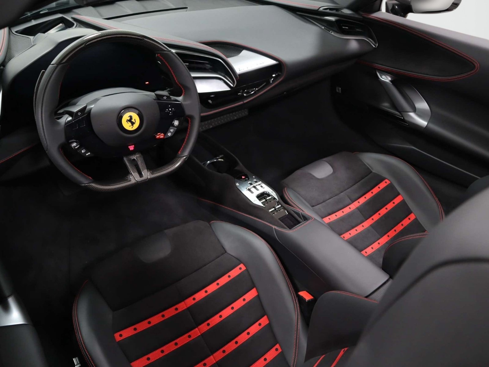 Used 2025 Ferrari SF90 Spider AWD/4WD image 17