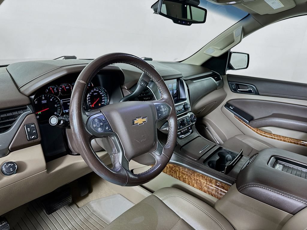 Used 2019 Chevrolet Tahoe Premier AWD/4WD image 10