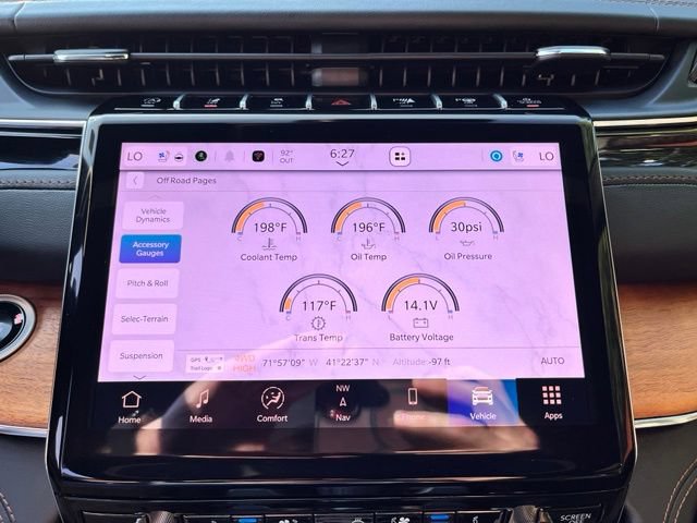 Certified 2025 Jeep Grand Cherokee Summit AWD/4WD image 48