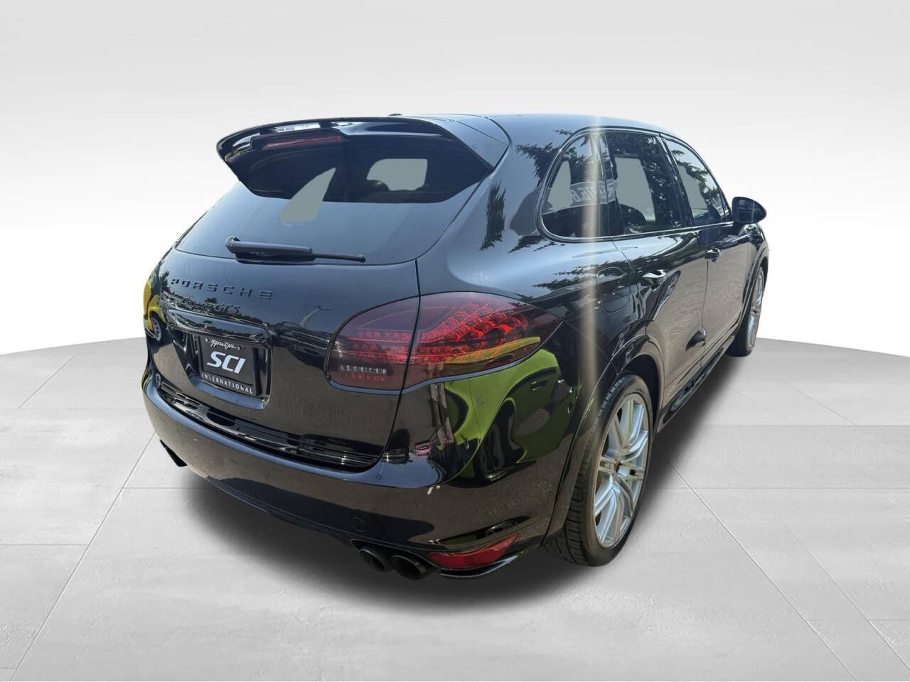 Used 2013 Porsche Cayenne GTS AWD/4WD image 6