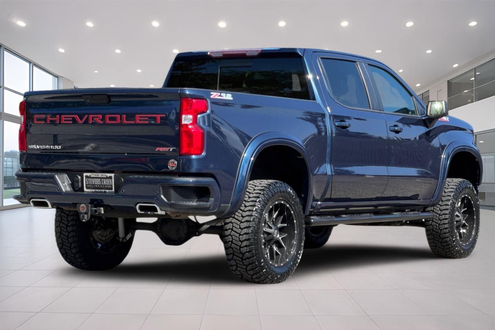 Used 2020 Chevrolet Silverado 1500 RST AWD/4WD image 4