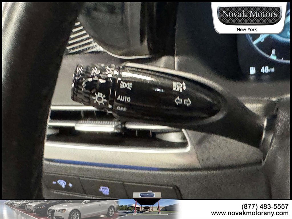 Used 2024 Hyundai Palisade Calligraphy image 17