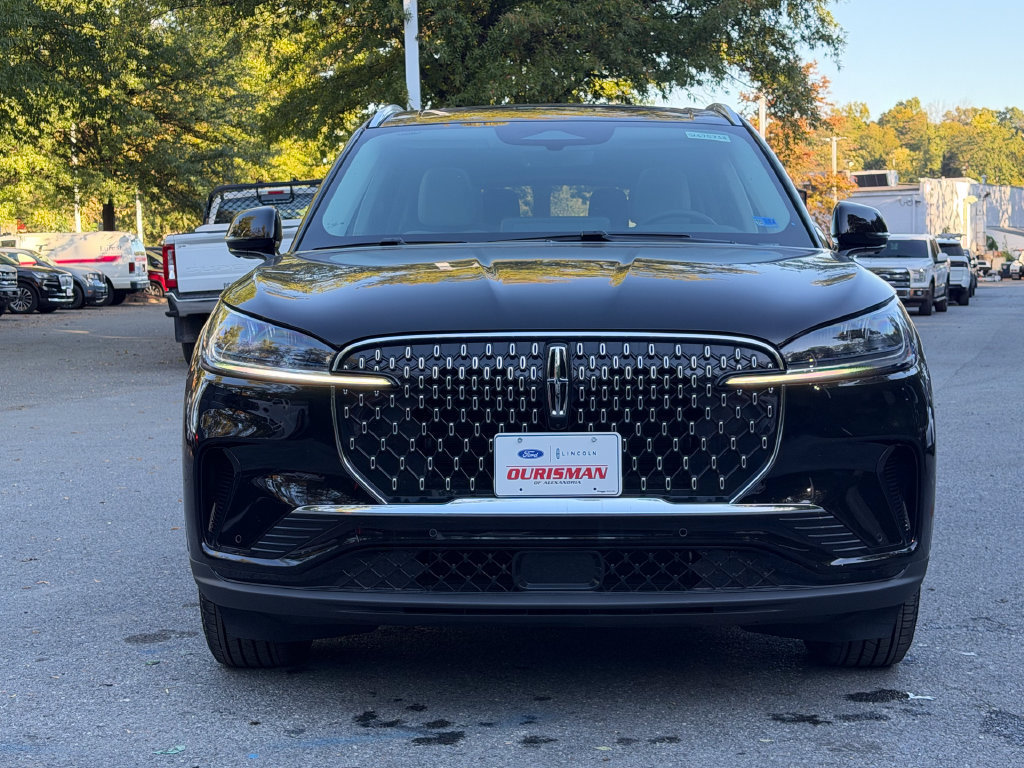 New 2026 Lincoln Aviator AWD image 2