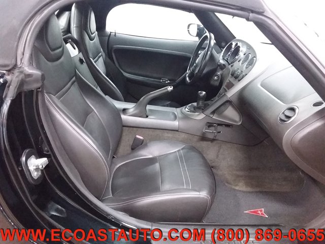 Used 2006 Pontiac Solstice Convertible w/ Premium Package RWD image 10