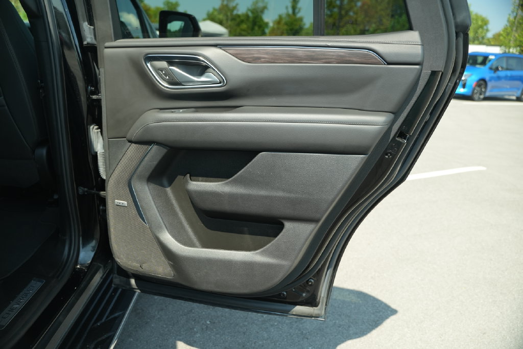 Used 2024 Chevrolet Tahoe LT AWD/4WD image 25