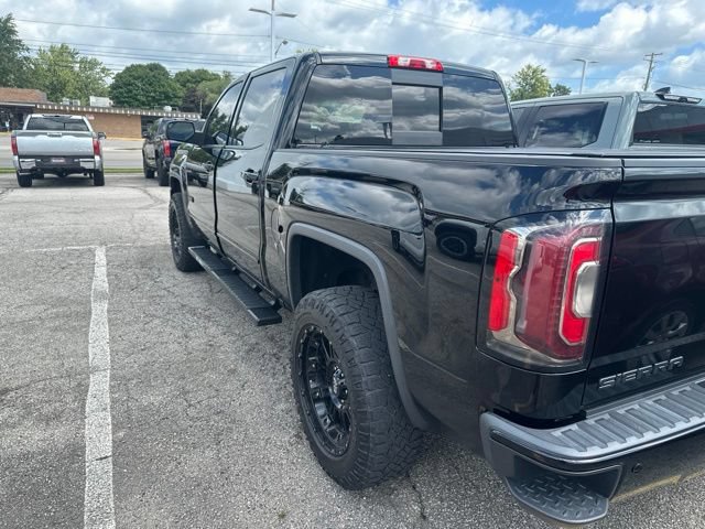 Used 2017 GMC Sierra 1500 SLT AWD/4WD image 4