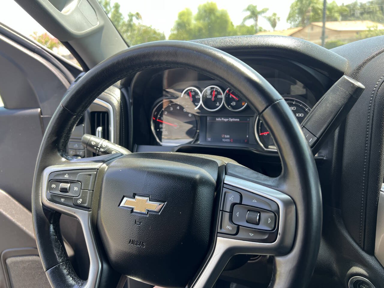 Used 2021 Chevrolet Silverado 1500 LT RWD image 39