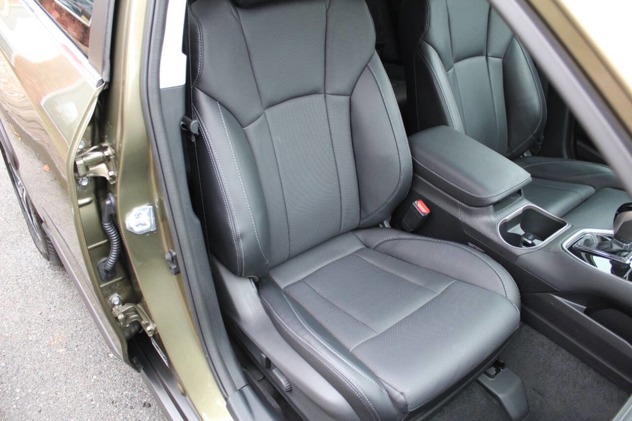 Used 2025 Subaru Outback Limited XT image 14