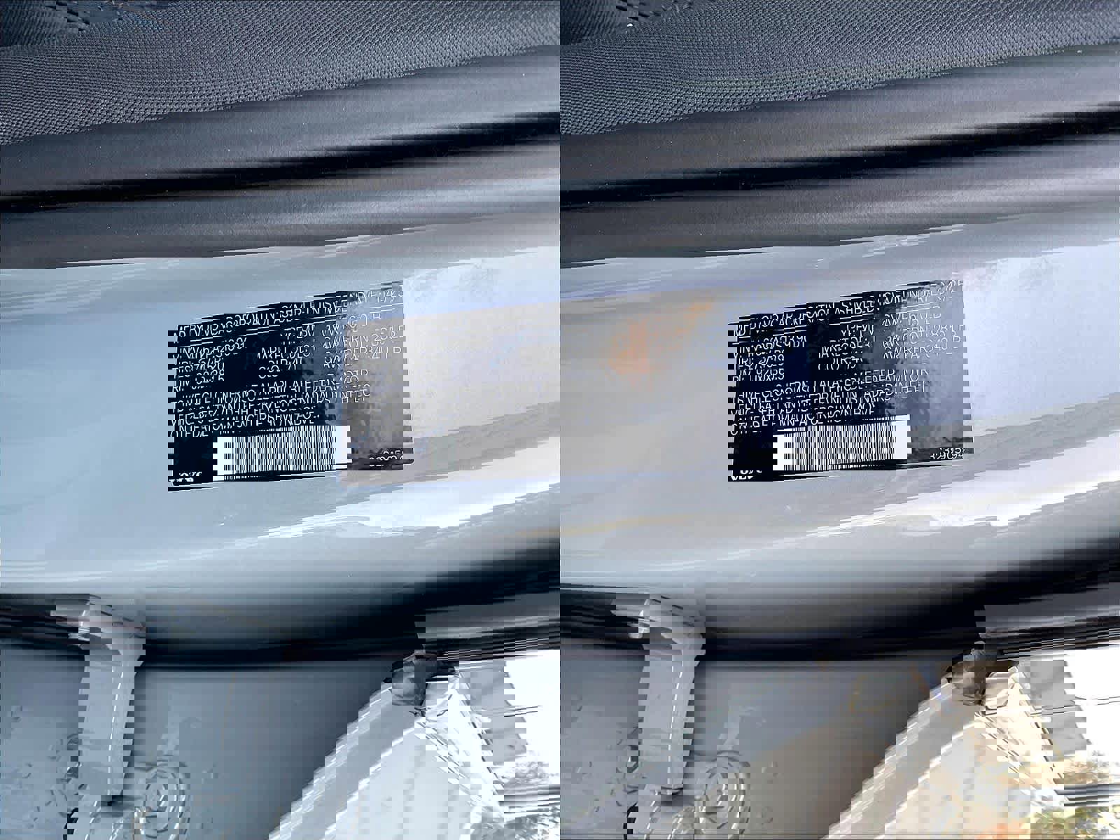 Used 2025 Volvo XC90 B6 Core w/ Protection Package Premier image 34