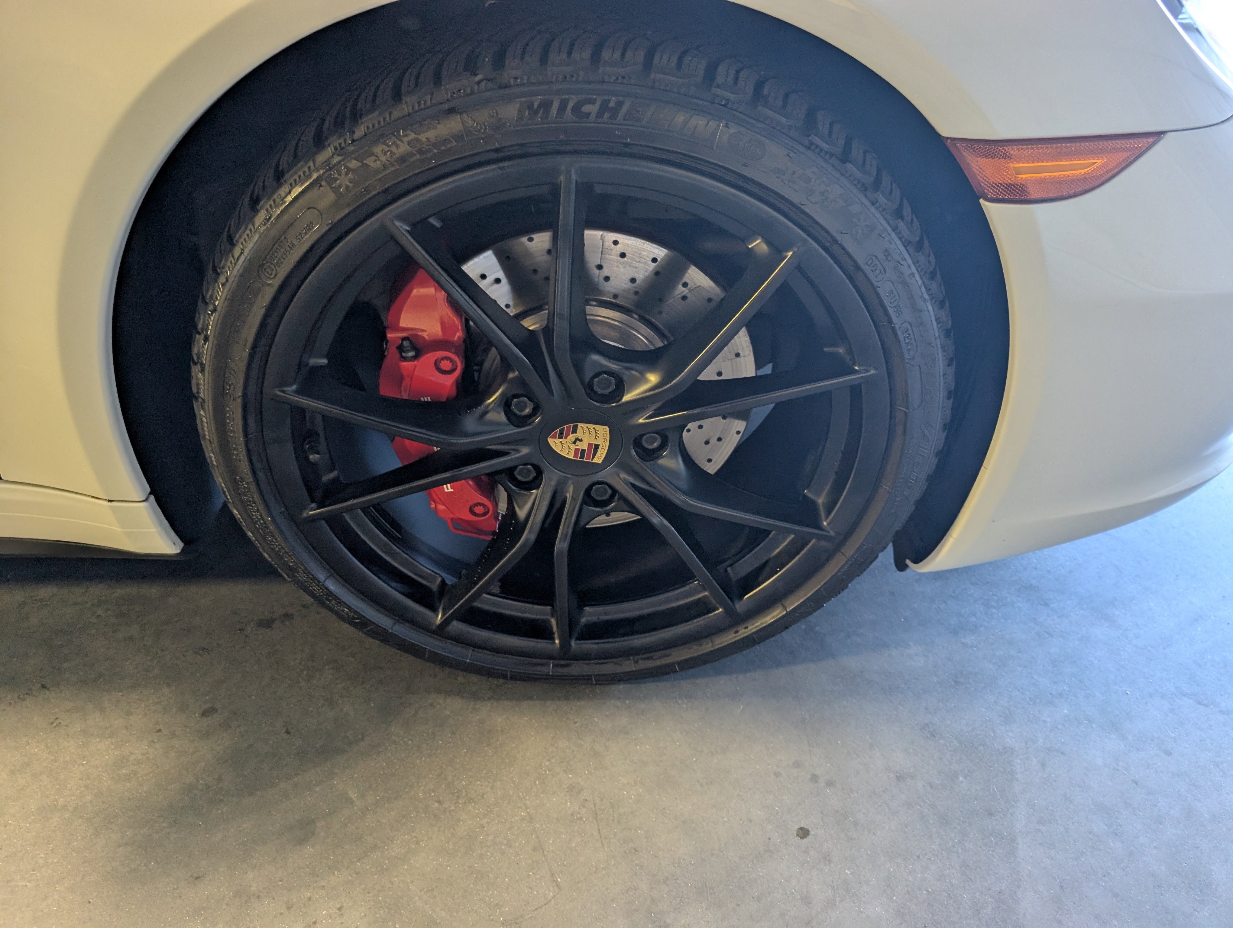 Used 2018 Porsche 911 Carrera 4S image 19