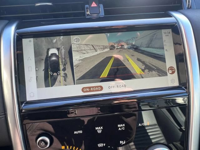 Used 2021 Land Rover Discovery Sport SE AWD/4WD image 22