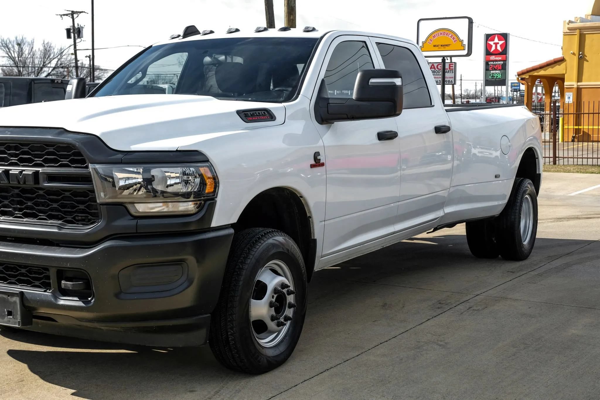 Used 2023 RAM 3500 Tradesman AWD/4WD image 6
