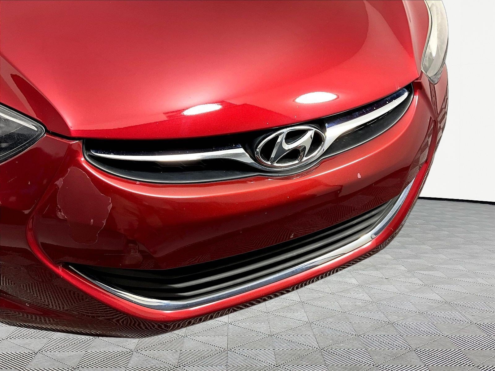 Used 2013 Hyundai Elantra GLS w/ Preferred Pkg FWD image 31