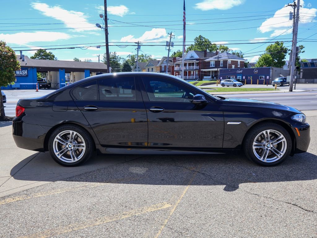 Used 2016 BMW 528i xDrive Sedan AWD/4WD image 6