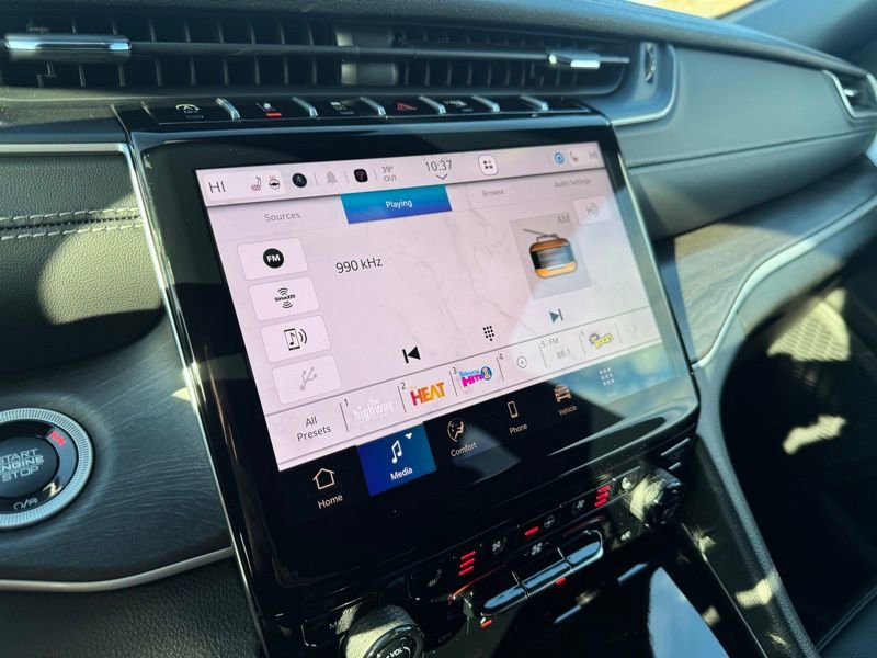 New 2025 Jeep Grand Cherokee Limited w/ Luxury Tech Group II image 18