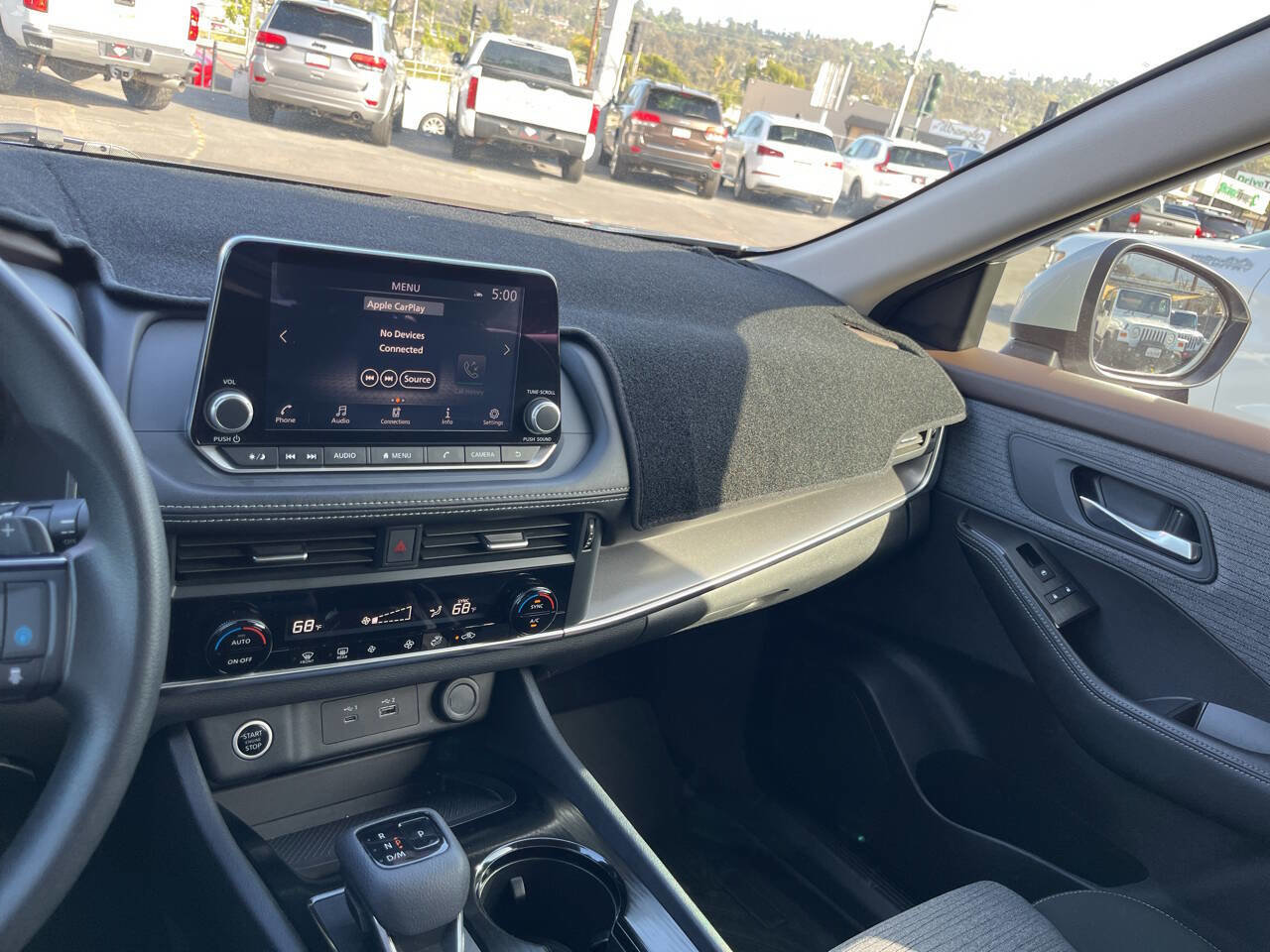 Used 2023 Nissan Rogue SV image 25