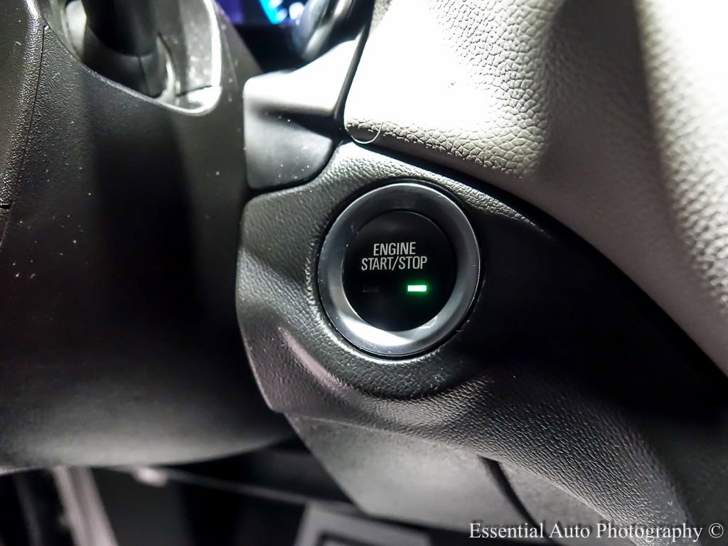 Used 2021 Chevrolet Equinox LS w/ LS Convenience Package FWD image 16