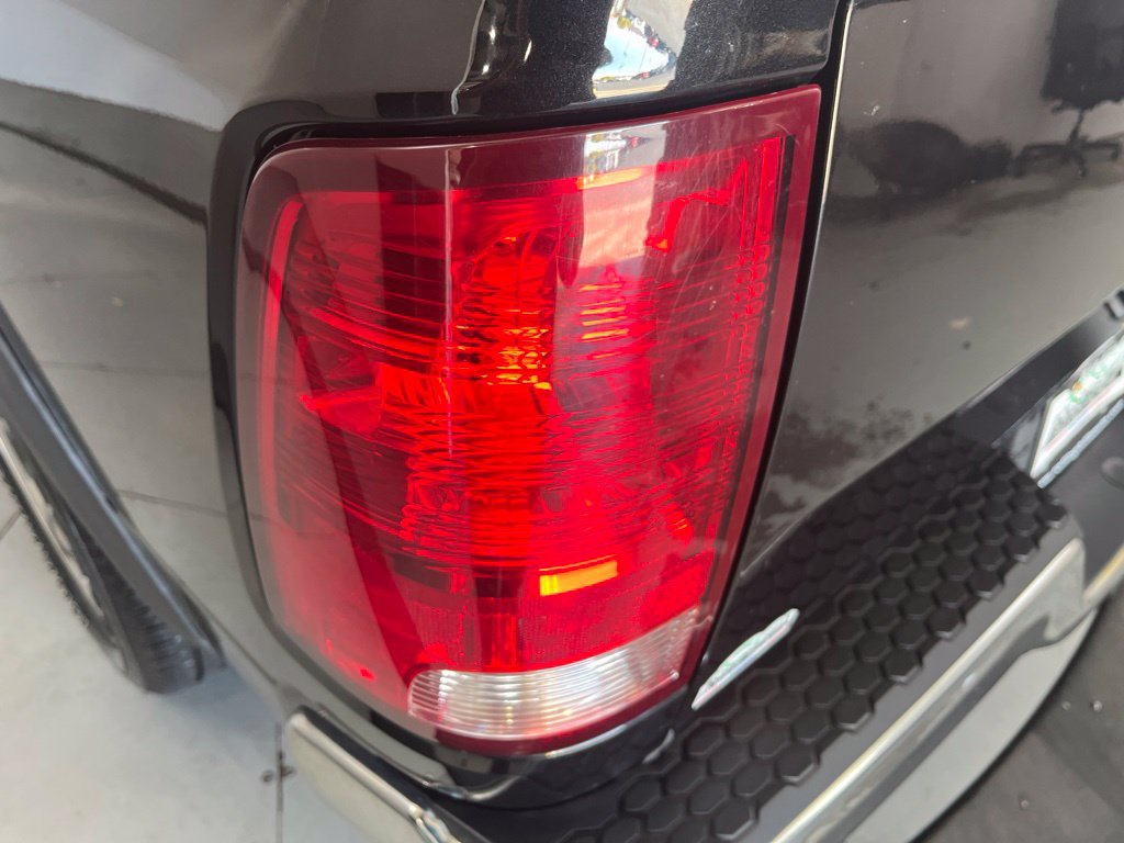 Used 2019 RAM 1500 ST w/ SXT Plus Group AWD/4WD image 43