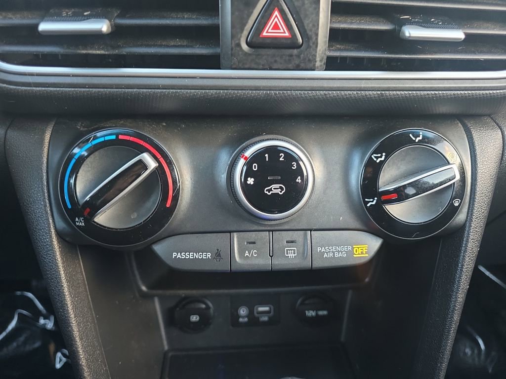 Used 2020 Hyundai Kona SEL image 21