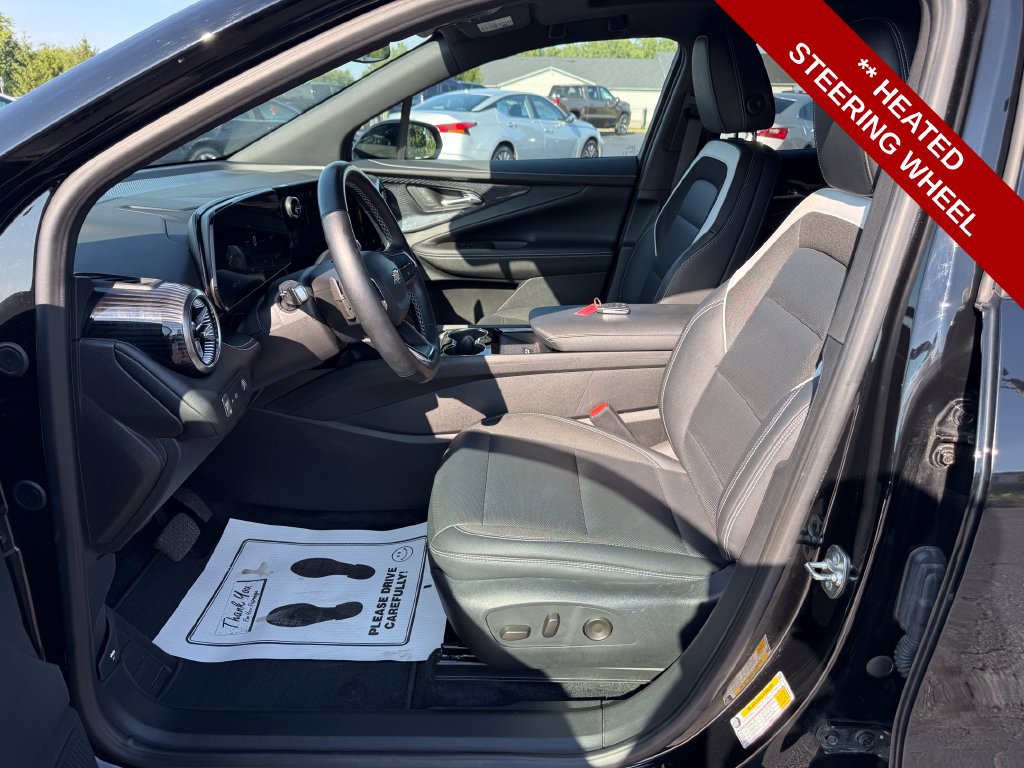 Used 2024 Chevrolet Blazer EV LT AWD/4WD image 13