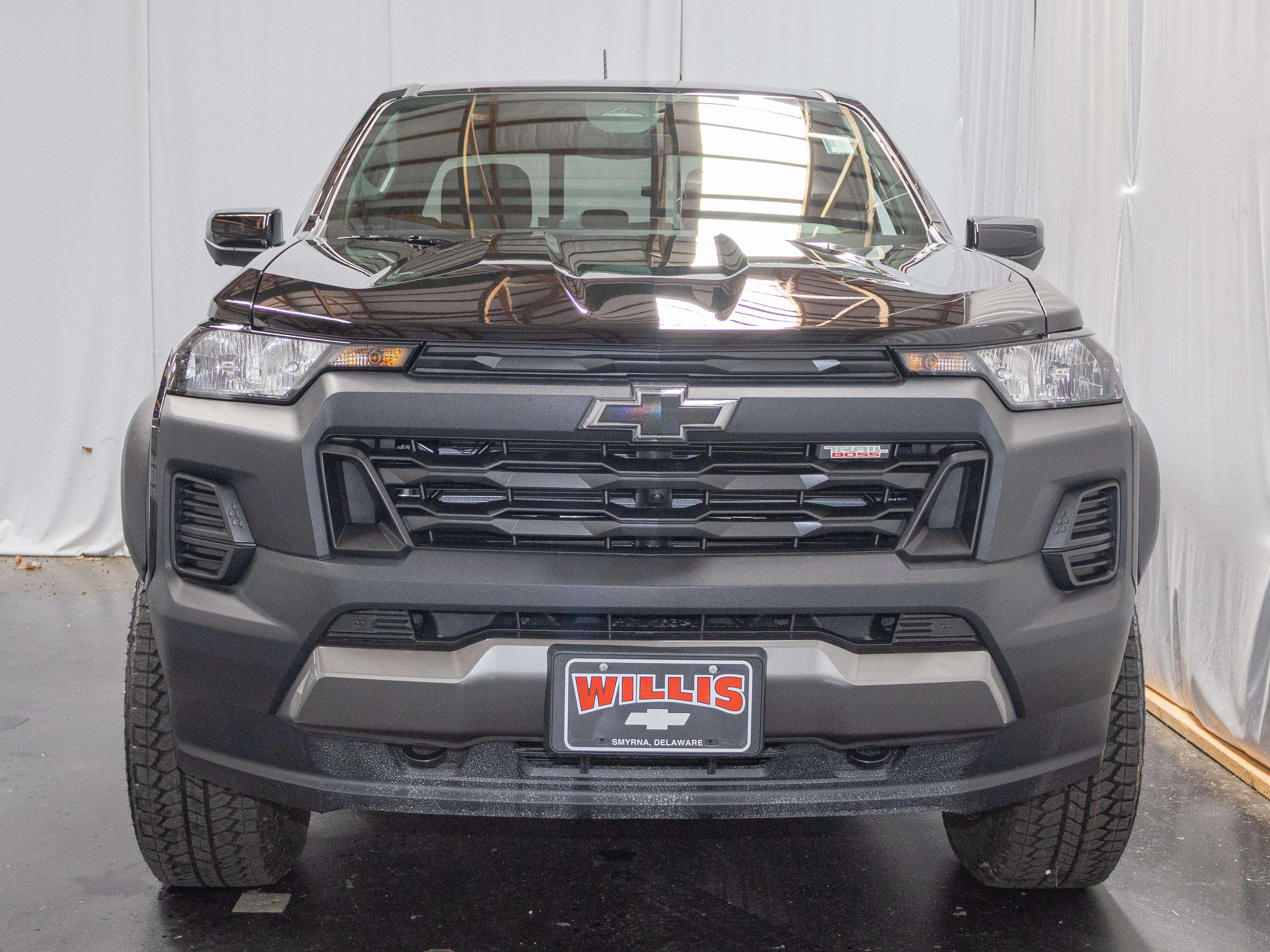 New 2026 Chevrolet Colorado Trail Boss AWD/4WD image 2