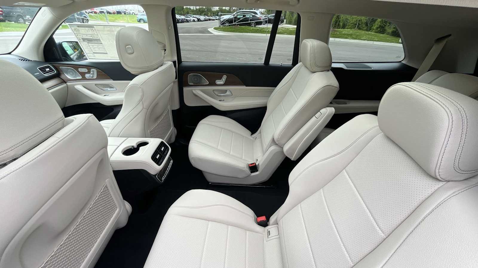 New 2026 Mercedes-Benz GLS 450 4MATIC image 13