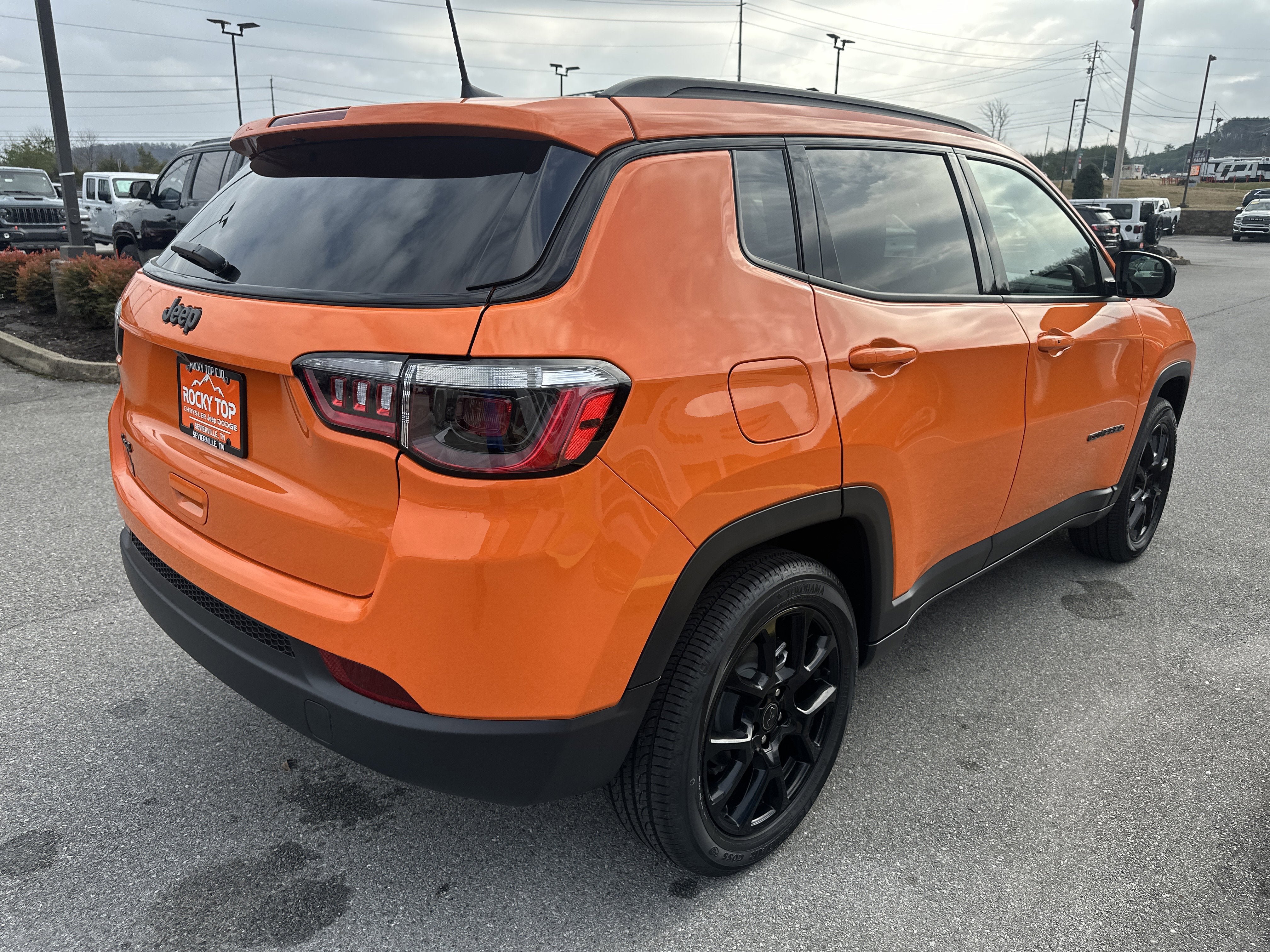 New 2026 Jeep Compass Latitude AWD/4WD image 7