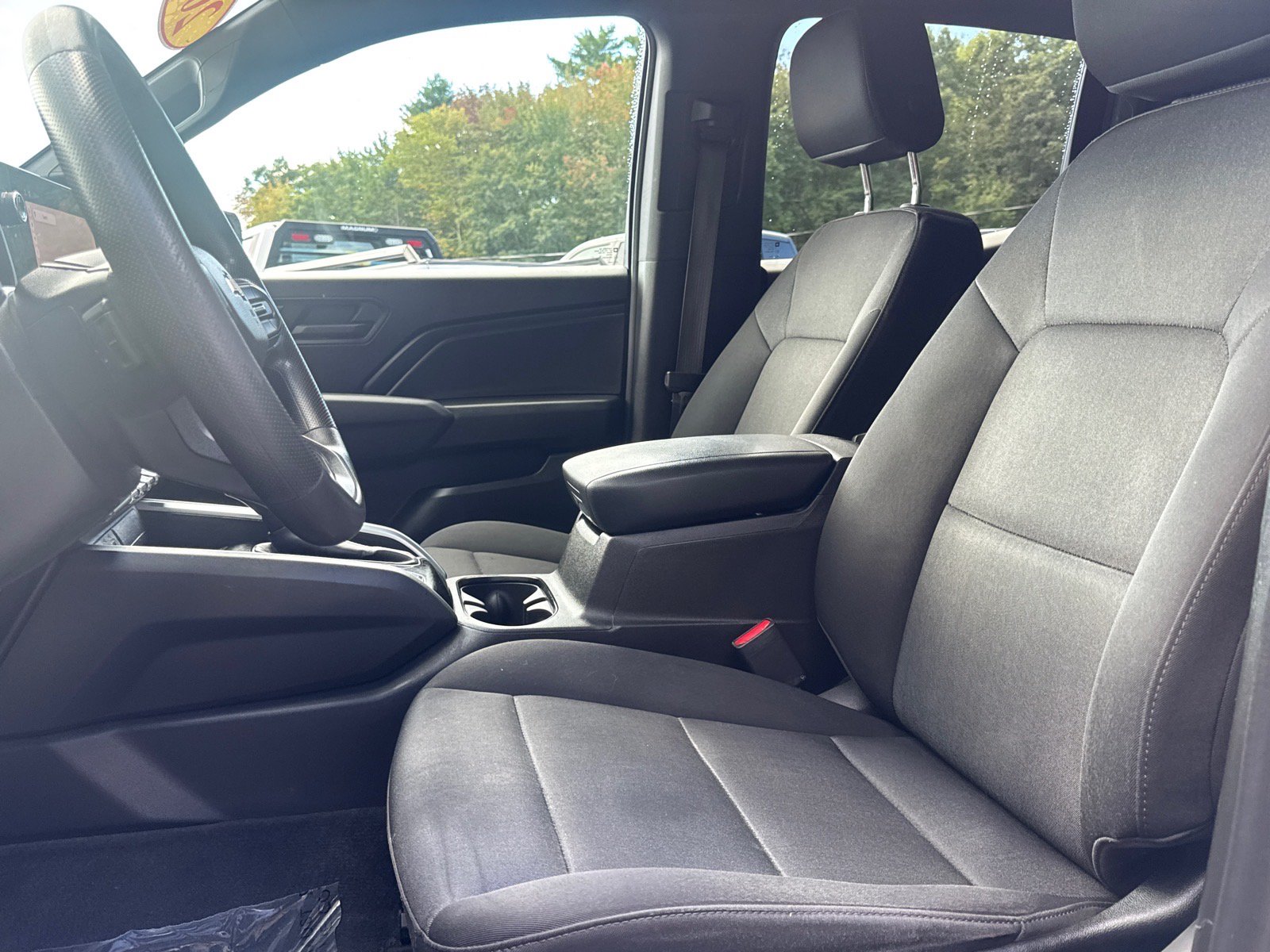 Used 2023 Chevrolet Colorado W/T w/ Safety Package AWD/4WD image 8