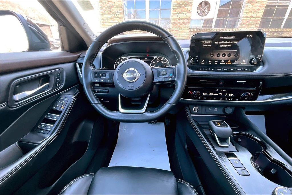 Used 2023 Nissan Rogue SL w/ SL Premium Package image 5