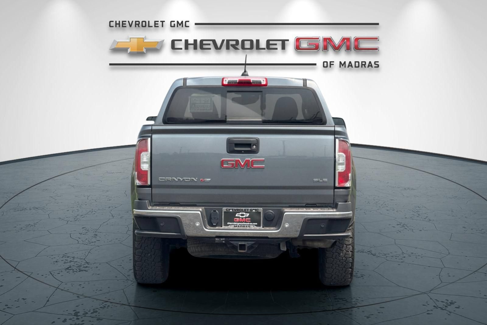 Used 2020 GMC Canyon SLE w/ Elevation Edition AWD/4WD image 4