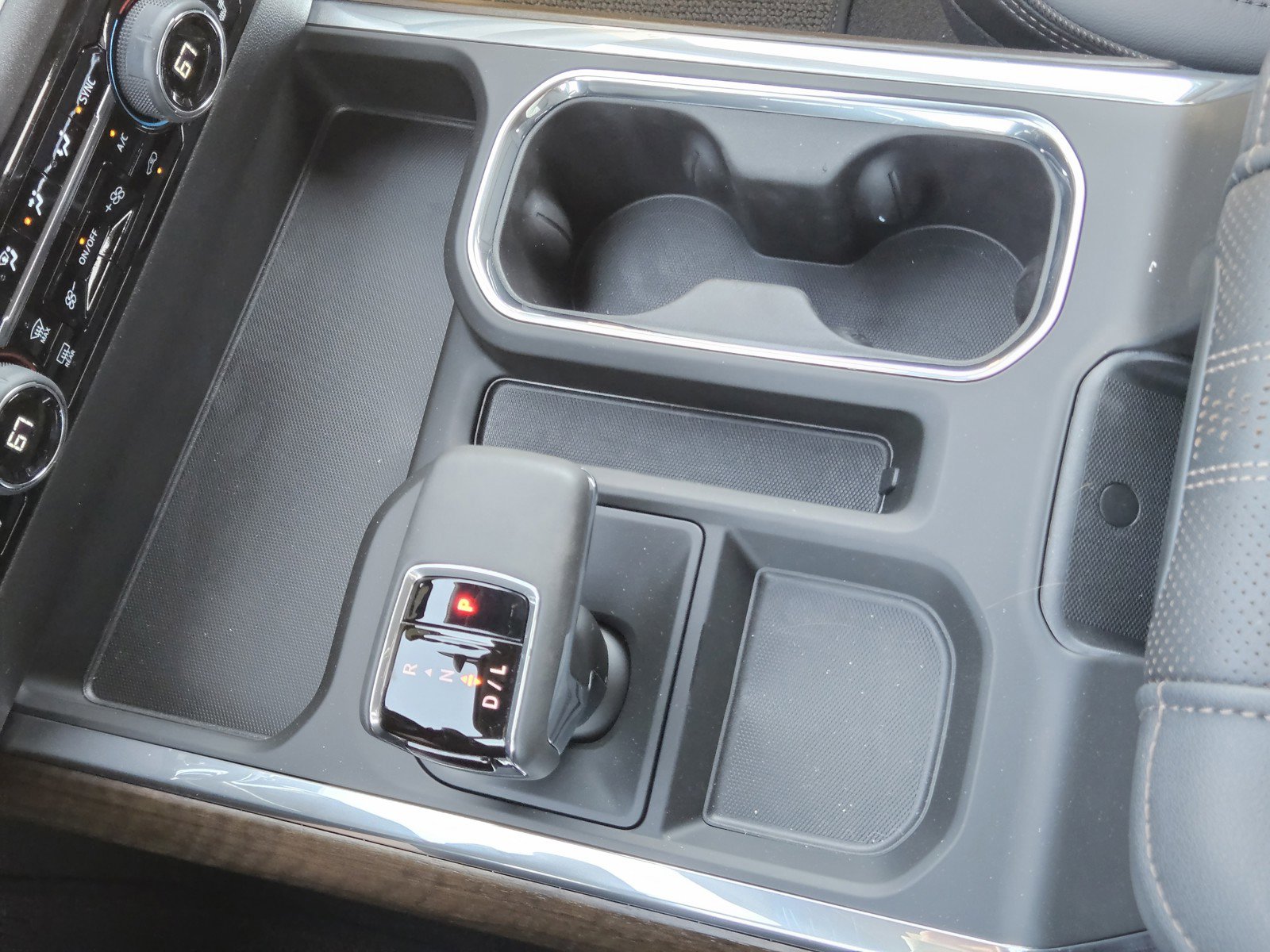 New 2026 Chevrolet Silverado 1500 High Country w/ Technology Package image 15