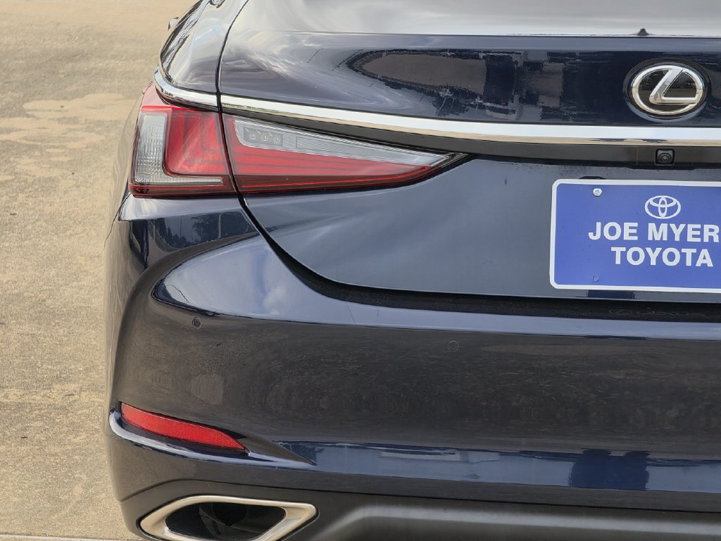 Used 2024 Lexus ES 350 w/ Premium Package FWD image 10