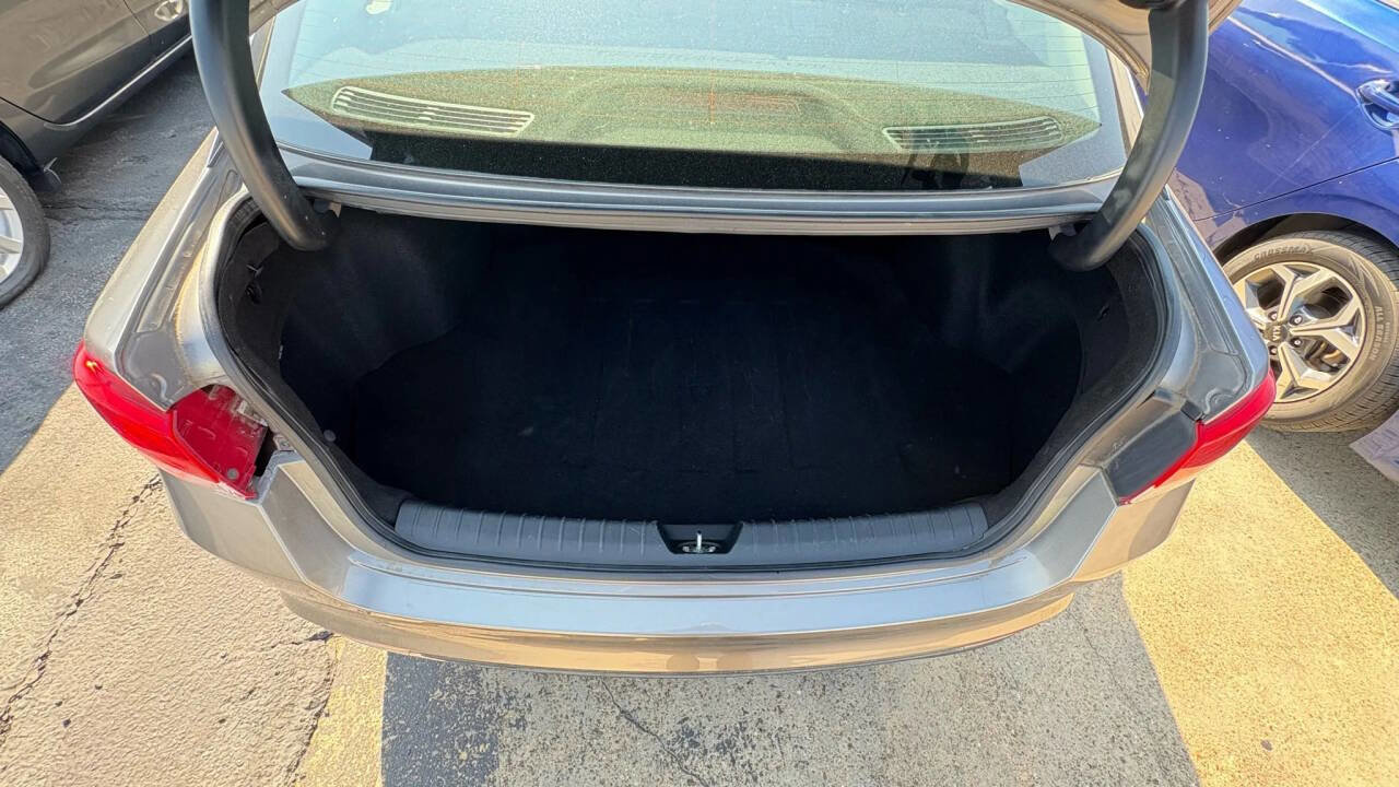 Used 2018 Kia Optima LX w/ Convenience Package FWD image 9