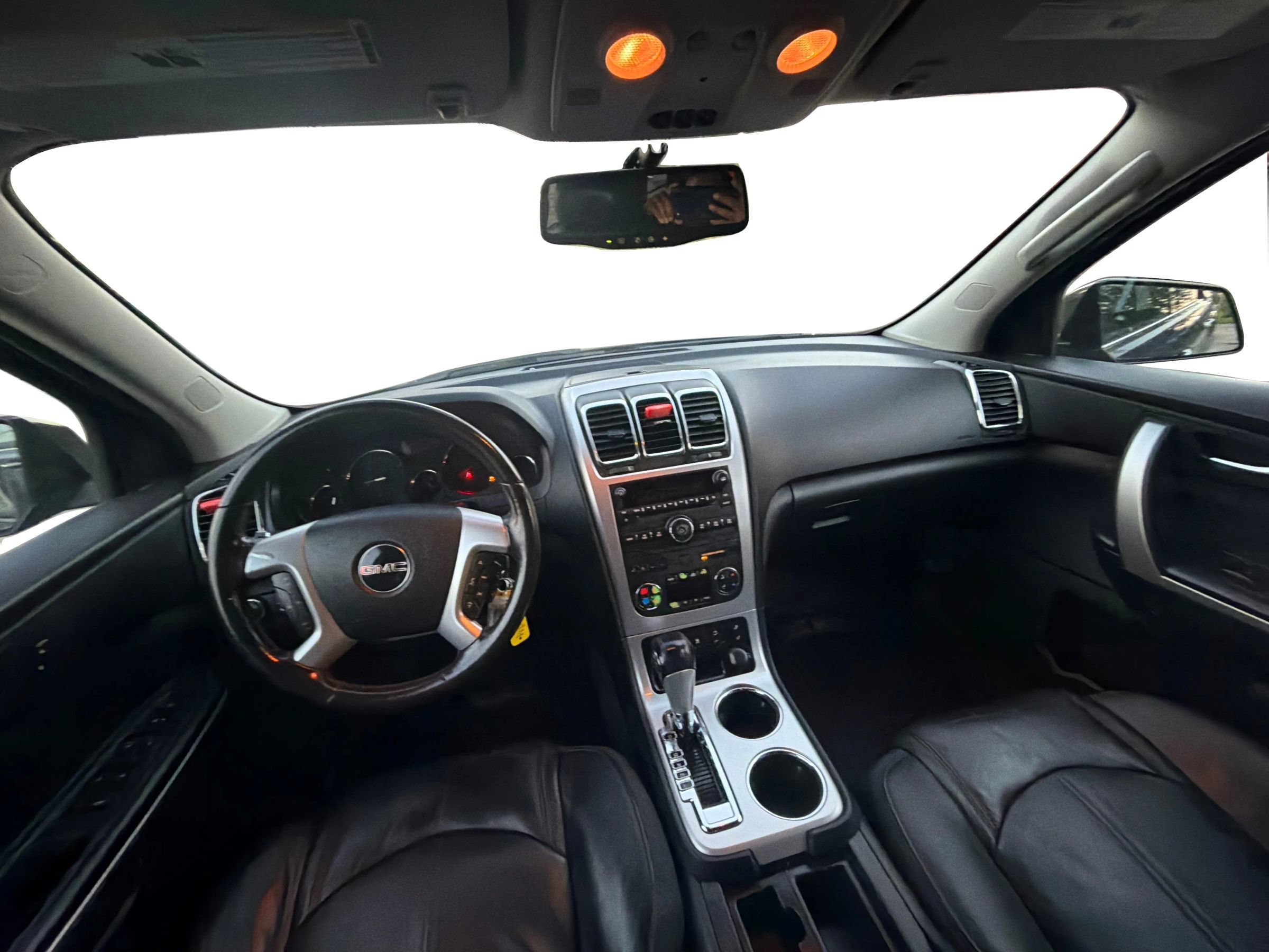Used 2011 GMC Acadia SLT FWD image 23