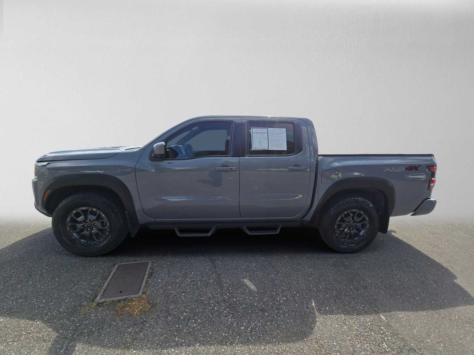 Used 2023 Nissan Frontier PRO-4X w/ Pro-4X Premium Package AWD/4WD image 6