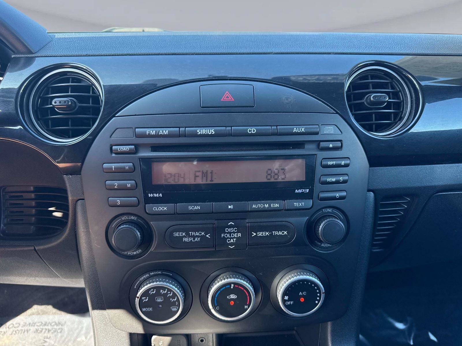 Used 2015 MAZDA MX-5 Miata Sport image 18