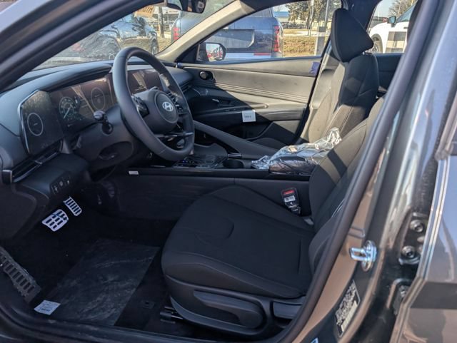 New 2026 Hyundai Elantra SEL FWD image 14