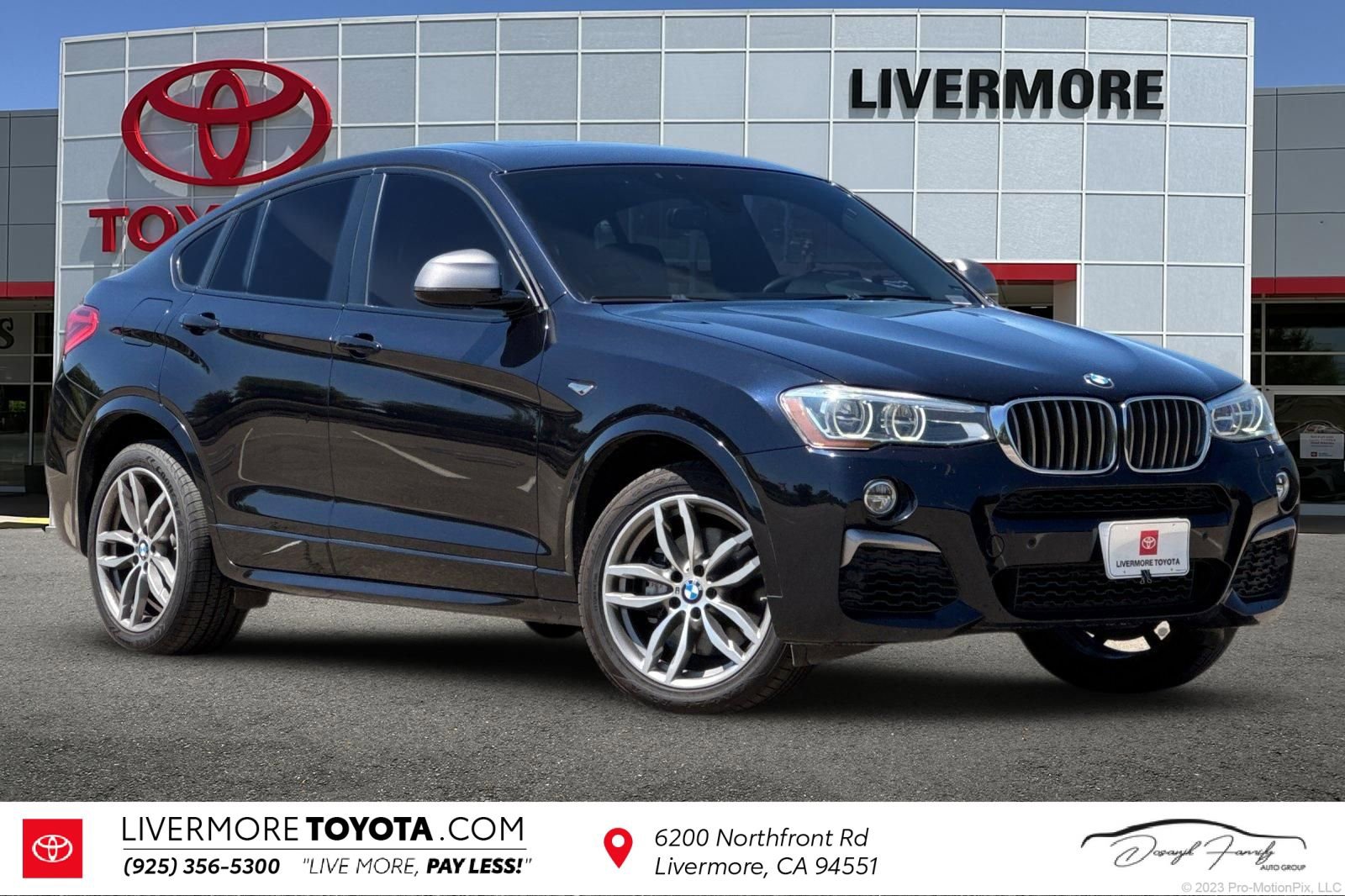 Used 2017 BMW X4 M40i AWD/4WD image 1