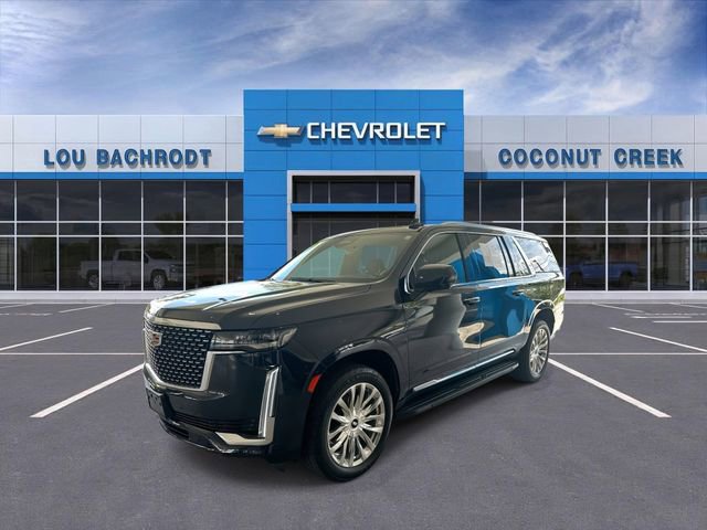 Used 2022 Cadillac Escalade ESV Premium Luxury AWD/4WD image 4