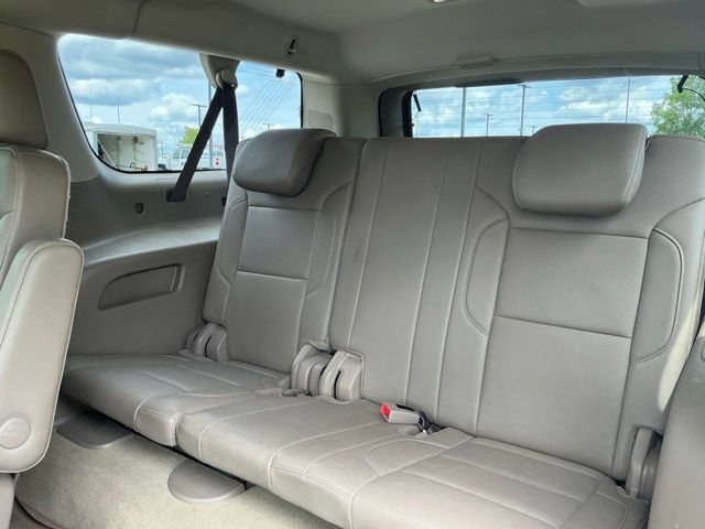 Used 2017 Chevrolet Suburban Premier AWD/4WD image 37