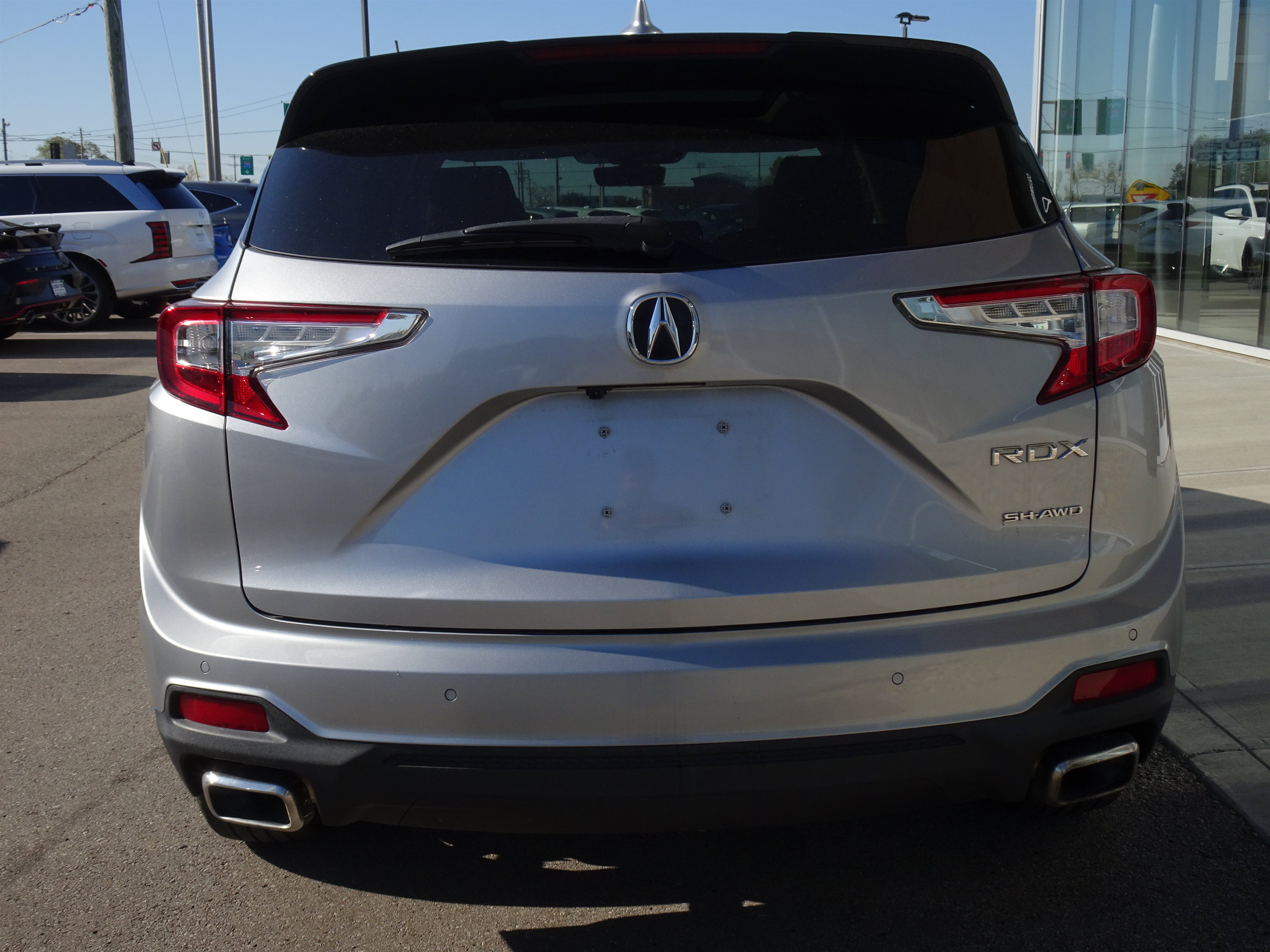 Used 2023 Acura RDX w/ Technology Package AWD/4WD image 4