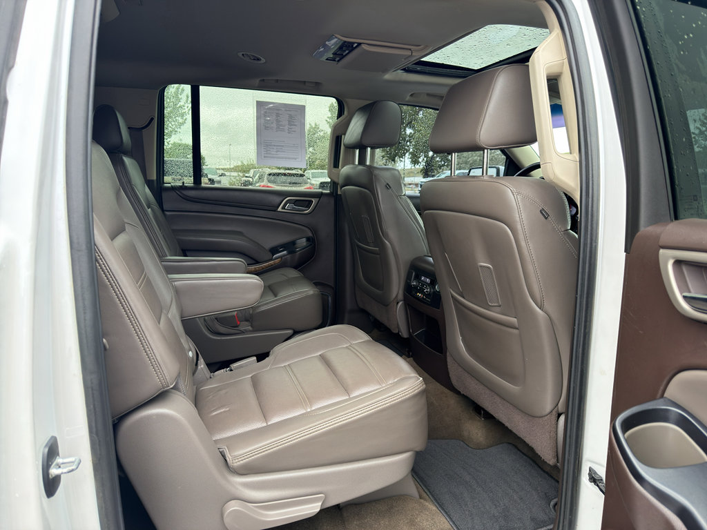 Used 2016 GMC Yukon XL Denali w/ Open Road Package AWD/4WD image 23