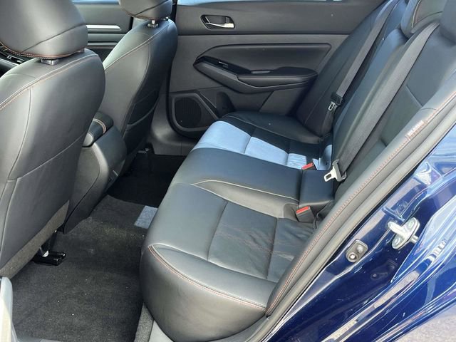 Used 2023 Nissan Altima 2.5 SR w/ SR Premium Package AWD/4WD image 17