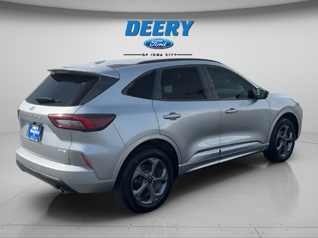 Certified 2024 Ford Escape ST-Line w/ Tech Pack #1 AWD/4WD image 14